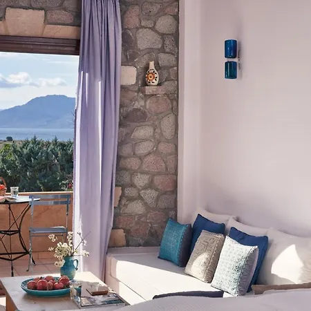 Angelina Boutique Escape